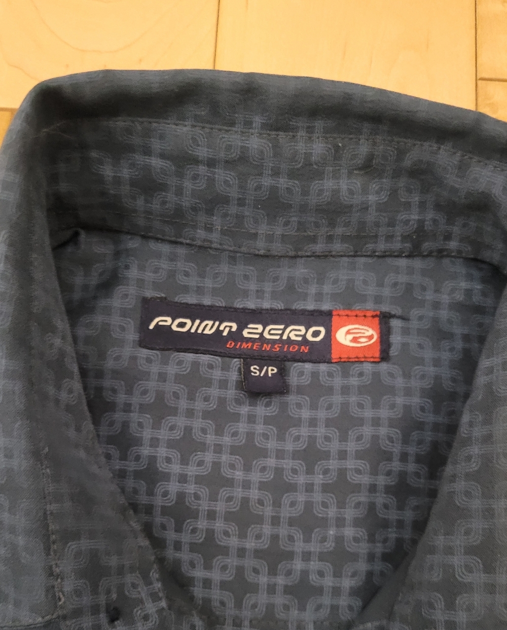 Point Zero men's size medium (or slim large) button up shirt - Picture 2 of 5